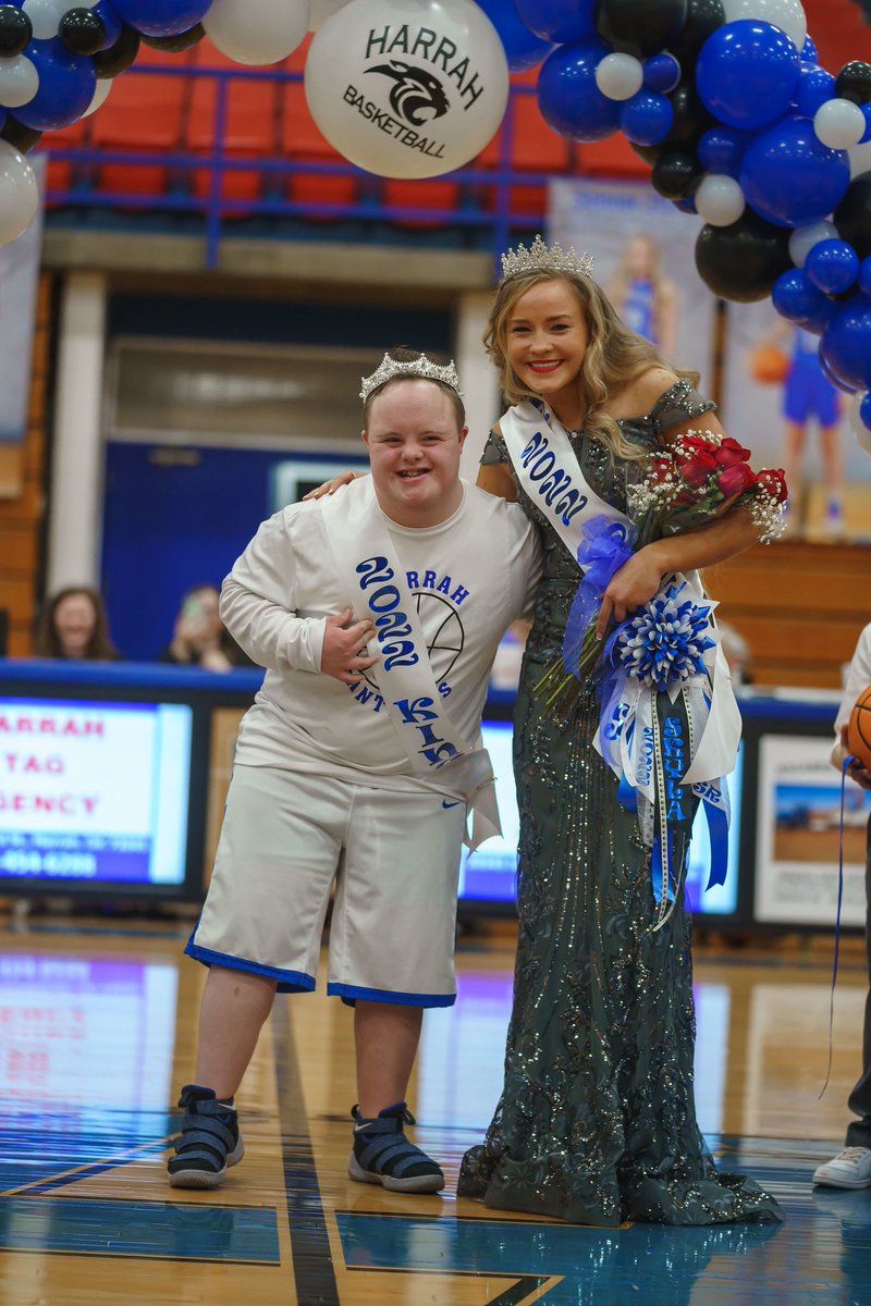 this past tuesday night was our homecoming vs little axe! congrats to Skyla McPhillips and our own Jaden Barnes on winning queen and king this year!
