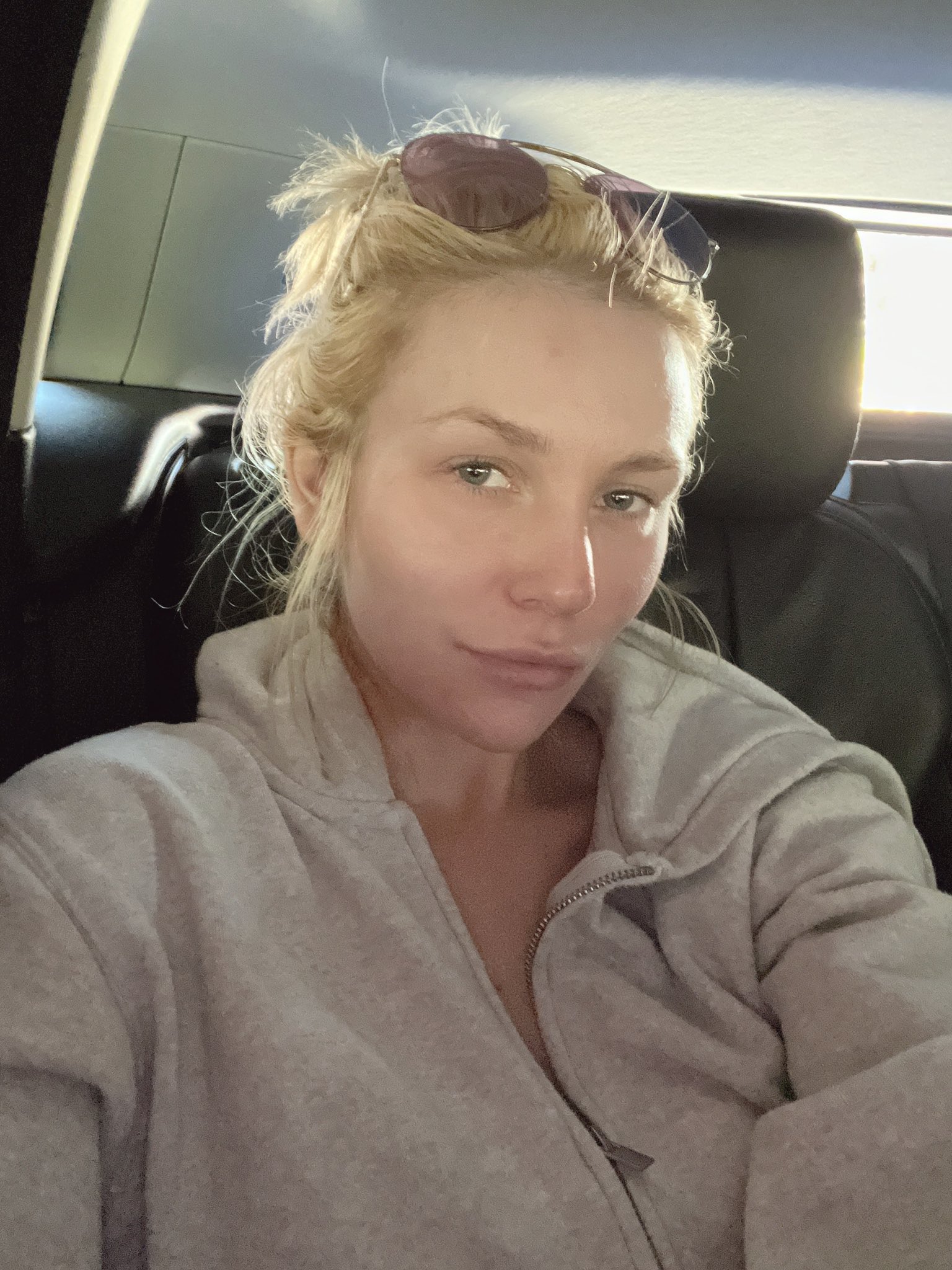 Mikaela Testa'S Makeup Free Look: A Total Surprise - 4bf4f04