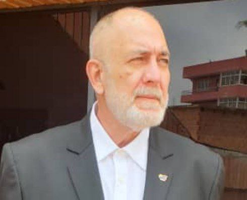 hojillasilva's tweet photo. Estoy invitándoles para vernos esta noche después de las 9 p.m por @VTVcanal8 y @RNVinformativa. Allí estaré en La Hojilla con noticias, opiniones y acontecimientos de última hora.
Les espero.
#GeneracionDeOroPatriota https://t.co/FaSfMDfs53