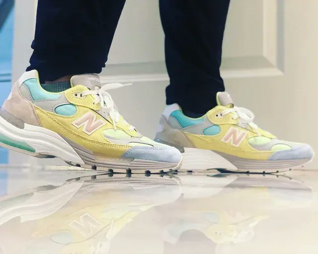 KicksFinder's tweet photo. Ad: Easter has never looked better. Available via New Balance US
New Balance Made in USA 992 "Blue/Yellow"
$185 + FREE shipping

>> https://t.co/LA3eRegCl1 https://t.co/5OSILZu9h3