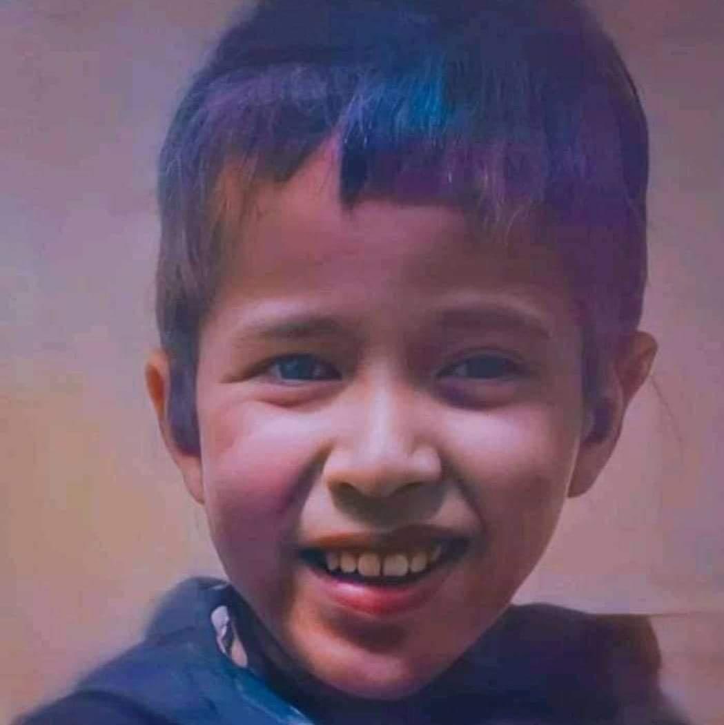 NakuulMehta83's tweet photo. Rest in peace angel little Rayan 5year #LittleRayan #ุงูุทูู_ุฑูุงู #Rayan https://t.co/lKaT5M0FkC