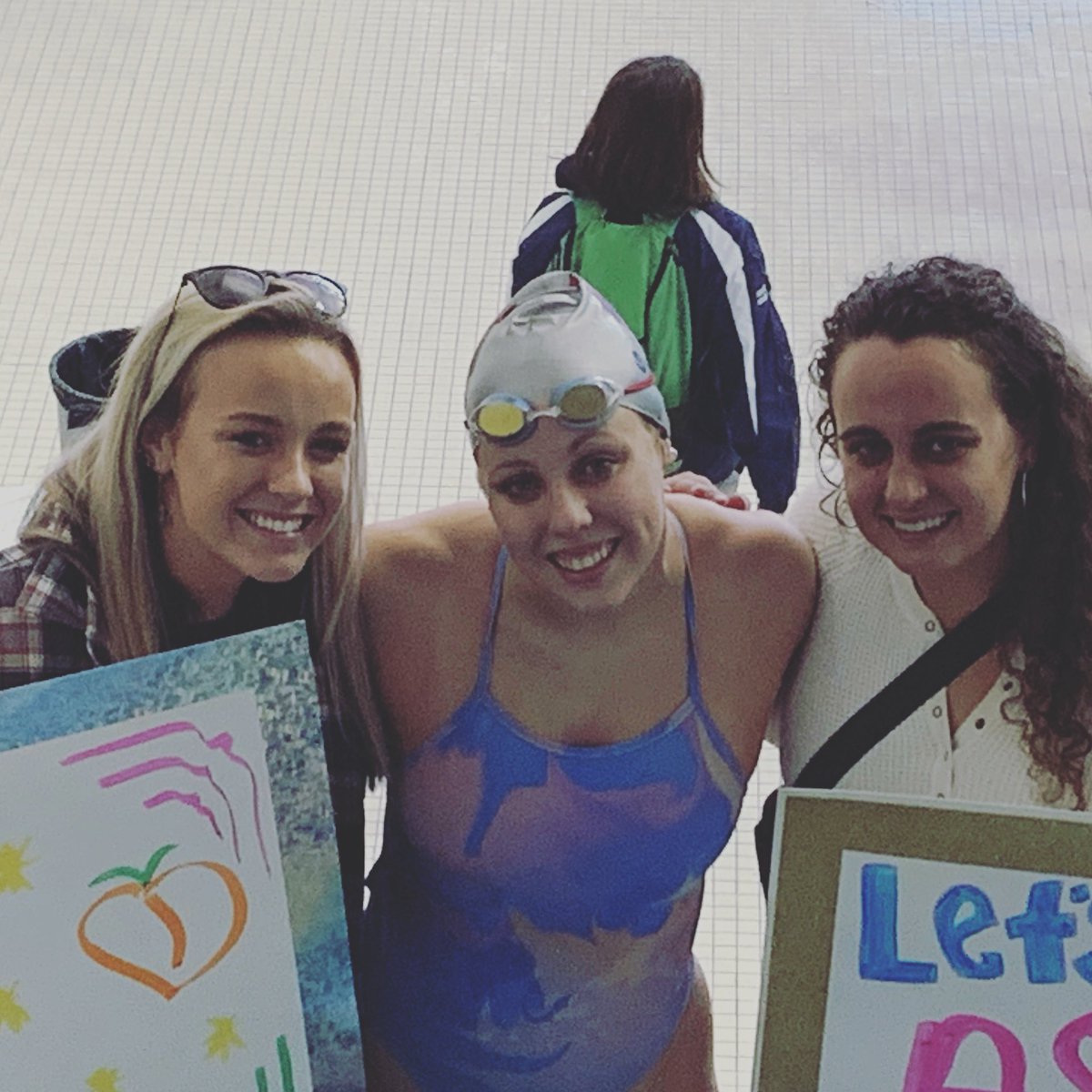 WoodstockHS1's tweet image. Loved watching sisters come and surprise little sis Case before the @OfficialGHSA Swim State Championship! Three outstanding Wolverines! WE ARE WOODSTOCK! #allin #family #surprise @woodstockswim @whsathlactivity @CherokeeSchools