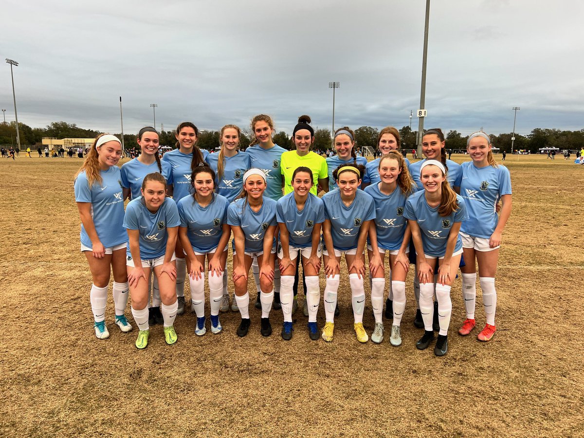 04s ready to get after it on their first day of the National League PRO event! Let’s go girls! 👏 #SLSGNATION⚽️
