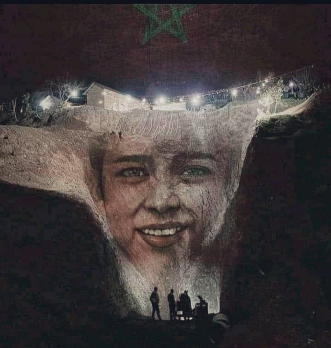 WaleedAlshmmari's tweet photo. جاء ليذكركم أنكم أمة واحدة.. ورحل..
#Rayan #الطفل_ريان #إنقاذ_الطفل #أنقذوا_ريان #الطفل_المغربي_ريان #شفشاون_الأن #Save_Ryan #ريان_المغرب #وفاه_الطفل_ريان #وفاه_ريان https://t.co/sT9Y2npU8p
