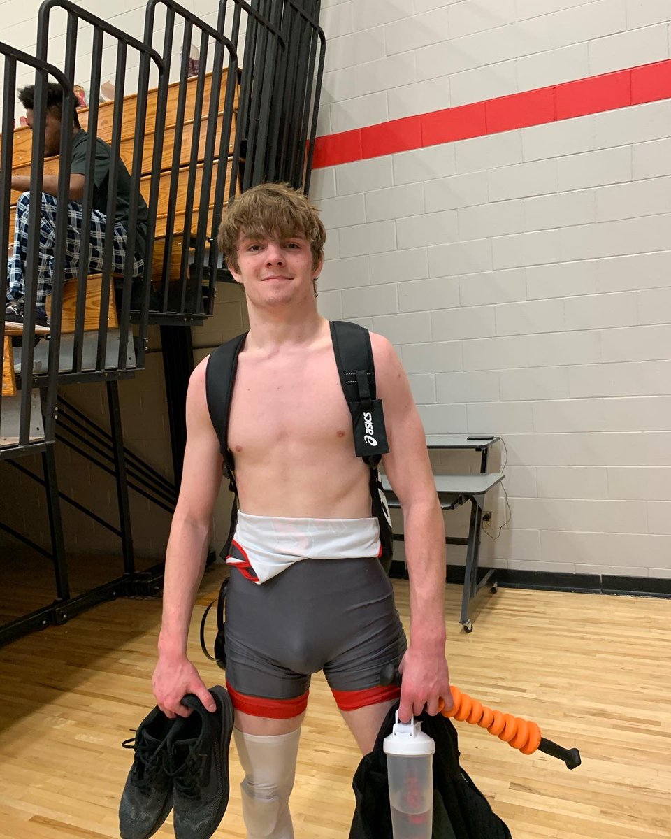 Shout out to Freshmen @WYasseri on winning his first college open and doing it with style. He rolled through his bracket securing 2 falls and 1 major Decision on his way to a 1st place finish. #BeAWarriorInLife #RidgewaterWrestling