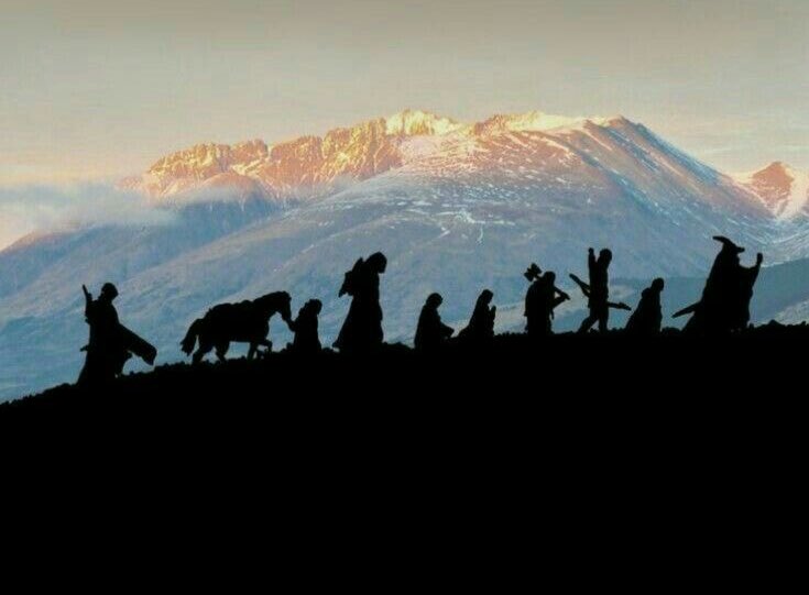 vilbbit's tweet image. ATTENTION NERDS!!

give me ur fave LOTR/TH headcanons, au's or scenes you'd like to see and I will pick my faves to draw! everything is welcome 😌