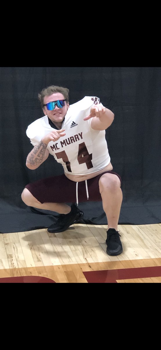 KobeMoo04994344's tweet photo. BLESSED to receive an offer from McMurry University! Can’t thank the coaches enough for inviting me and giving me such a big opportunity to keep my football career going and thank you to all my coaches for coaching me through all these years! @Coach_GarciaJ @McMURRYFOOTBALL https://t.co/xwDWzPVy3b