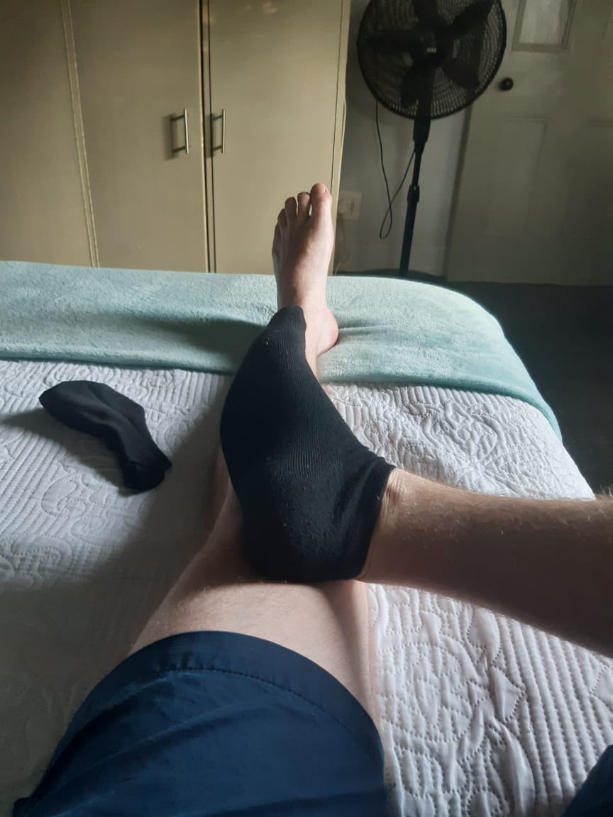 Masterzayn4's tweet photo. Relapse faggot and now come at my feet and open your wallet beta boy, let me drain you 😈

#feet #cashfag #findom #rtgame #finsub #beta #cuck #cashslave #sph https://t.co/5QvfET23vw