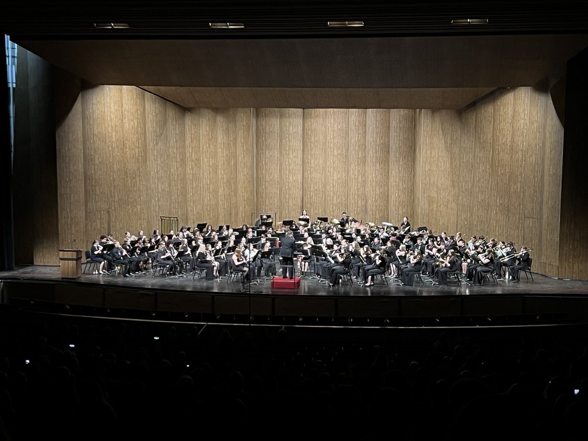 North Scott HS Band tweet media