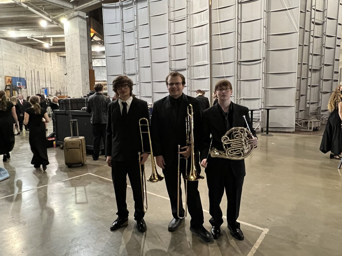 North Scott HS Band tweet media