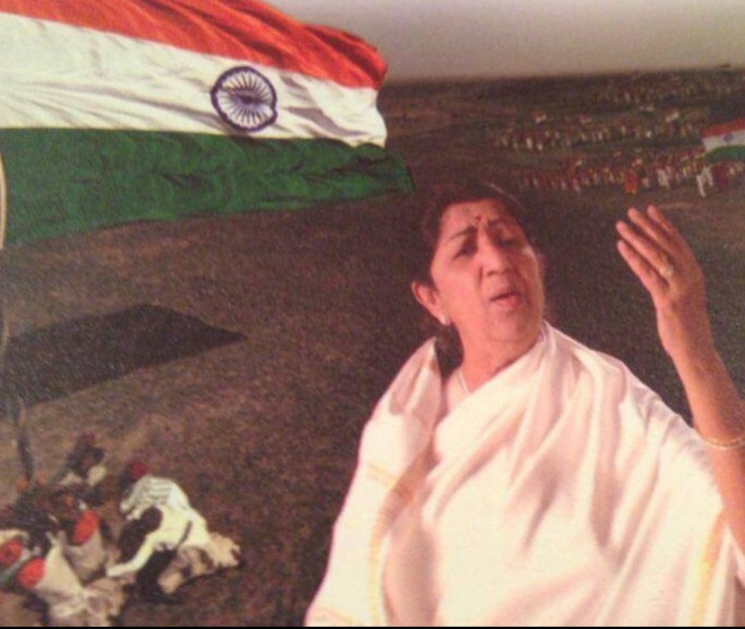 nancyrajput01's tweet photo. #LataMangeshkar aye mere vatan ke logo jara aankh Main bharlo paani🇮🇳🙏 #riplatadidi https://t.co/XoVlr5Z73l