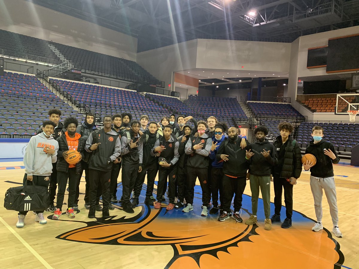 HawksBoysBasketball tweet media