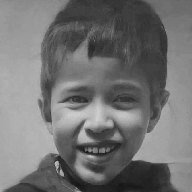 JoaanBinHamad's tweet image. من ضيق إلى رحمة واسعة ..
ومن جوف الأرض إلى عنان السماء ..
نعزي والدي الطفل ريان وأهله والشعب المغربي الشقيق والإنسانية، وإنا لله وإنا إليه راجعون ..