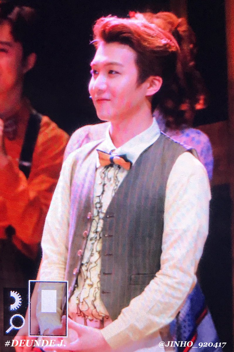 timeto_jinho's tweet photo. 180206 올슉업-커튼콜

#펜타곤 #PENTAGON #PTG #진호 #JINHO #유니버스 #UNIVERSE

©Duende J https://t.co/3BGx1TgpZ9
