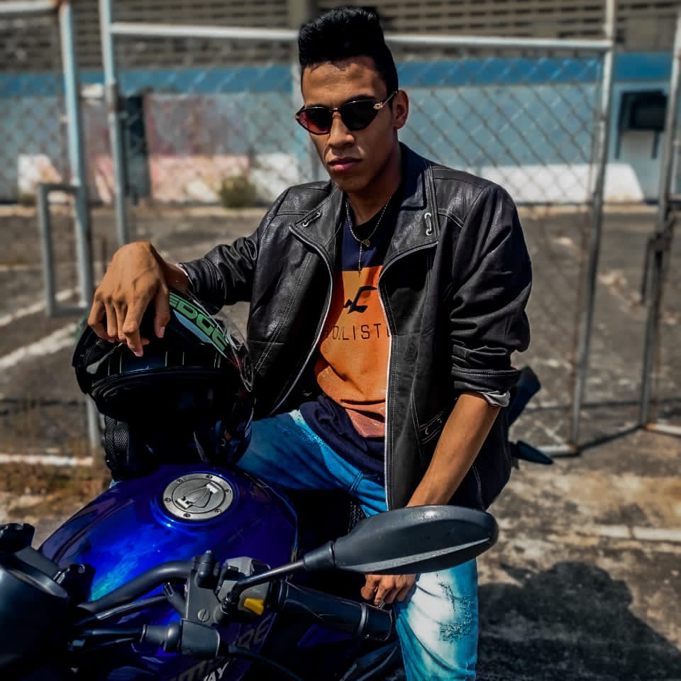 diosnerM16's tweet photo. #NuevaFotoDePerfil https://t.co/D9fXtZMHL3