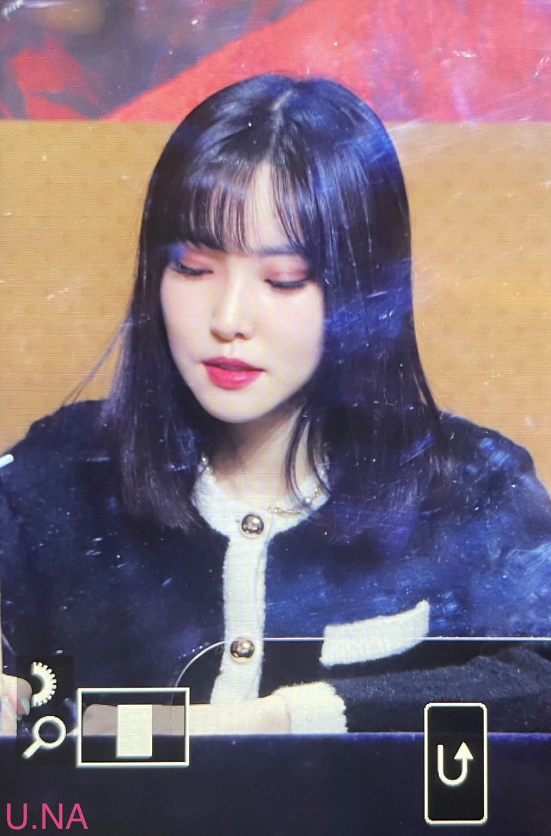 U.NA👼🏻 tweet media