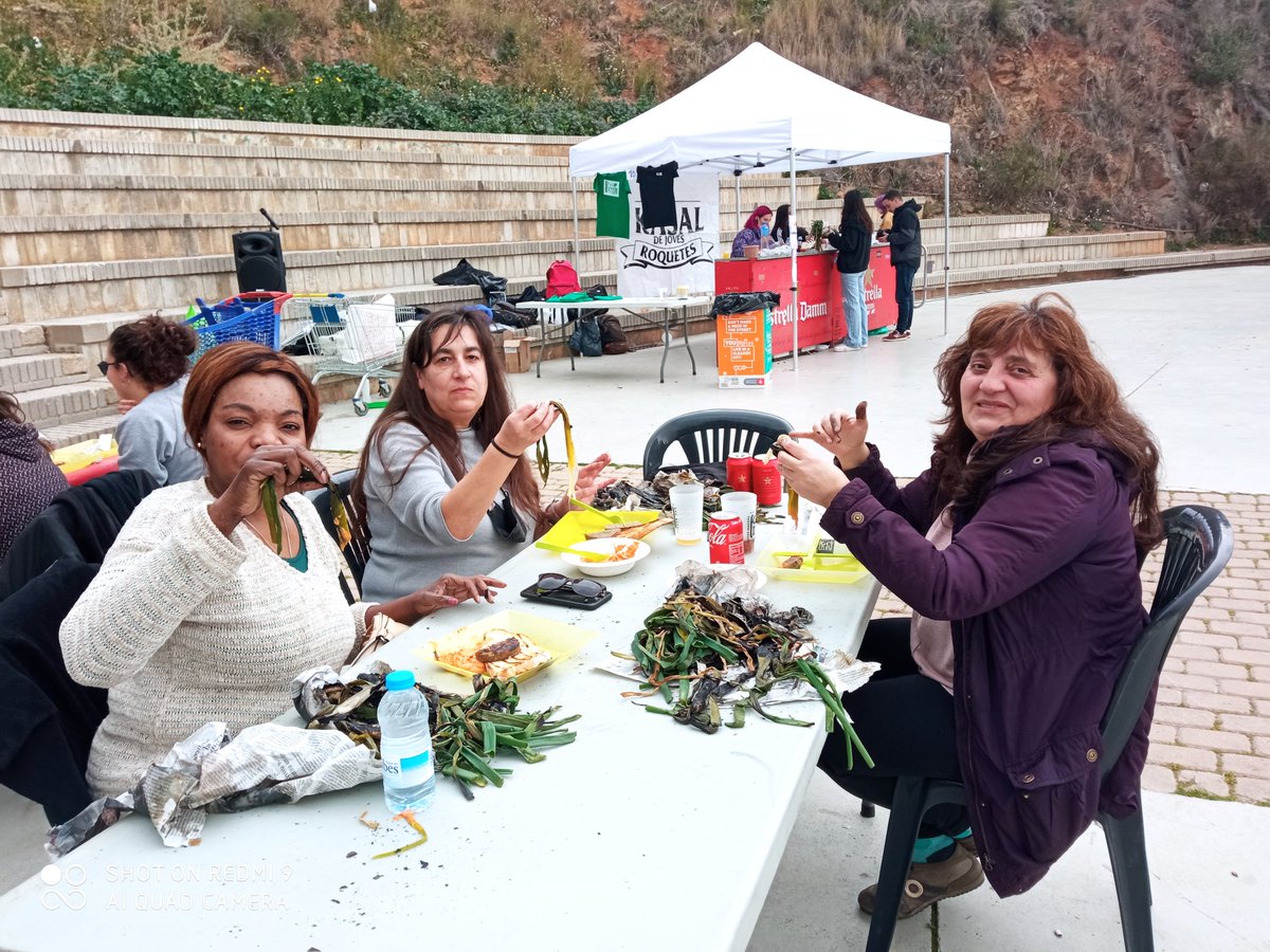 Som del Barri tweet media