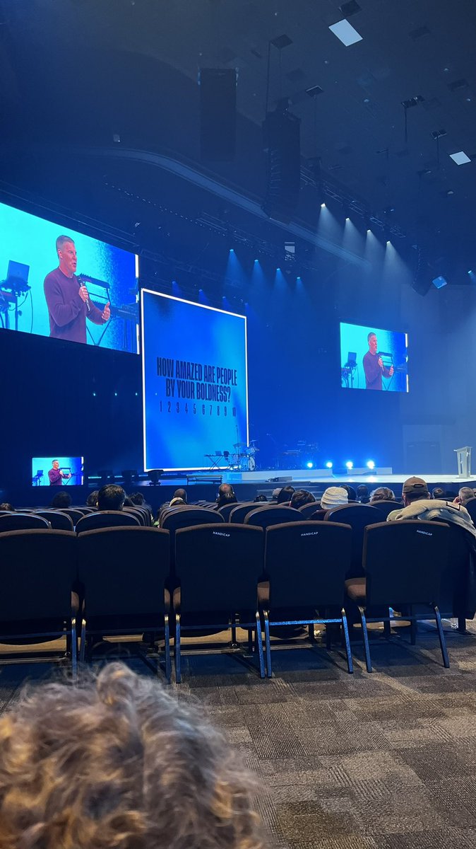 akabeardman's tweet photo. Next level word tonight @victorytulsa from @craiggroeschel! Experience Victory is off and running!! #MakeMEBold https://t.co/RB11qkLdvr
