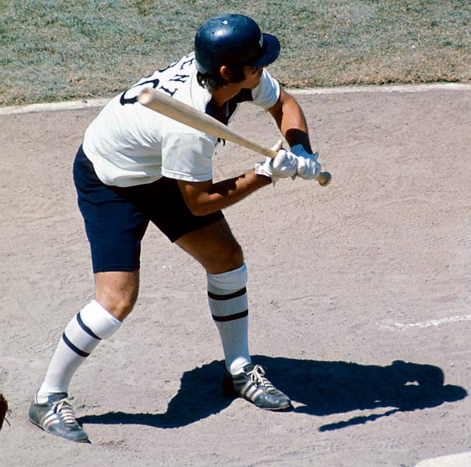 That time when Bucky Dent wore shorts to an <a href="/MLB/">MLB</a> game, 1976 <a href="/whitesox/">Chicago White Sox</a>