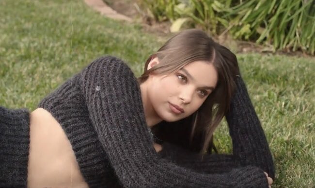 best of hailee steinfeld tweet media