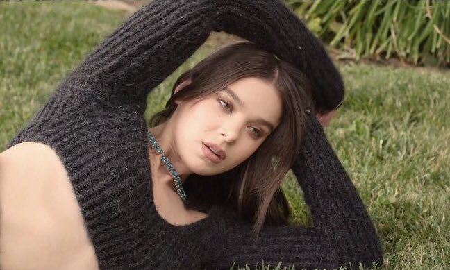 best of hailee steinfeld tweet media