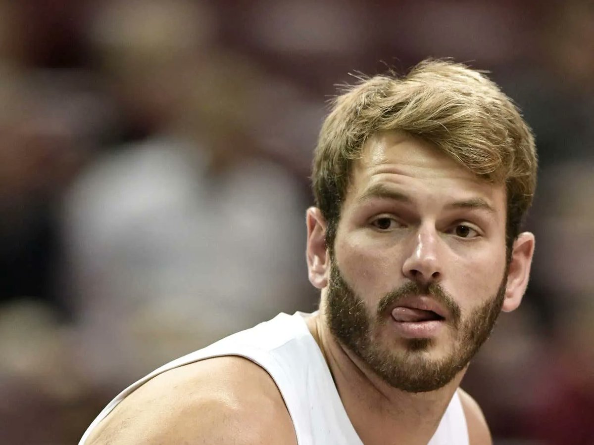 FSU Had So Many Injuries They Played A Walk-On Named 'The Weatherman' Because That's His Dream Job ... Dude Drops A Double-Double bars.tl/3404782