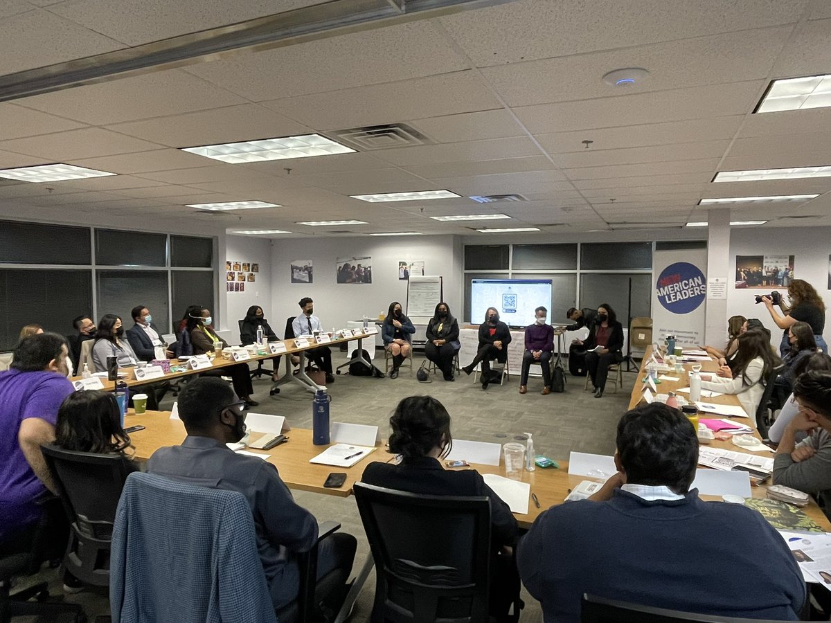 NewAmericanLd's tweet photo. We’re thrilled to host a panel discussion that includes New American elected officials (and a couple of #NALpistas!) for our #ReadytoLead Southwest participants! 

Some were appointed and others ran for office, won, and are now serving their communities. #DemocracyNeedsUs https://t.co/IsWRYmQjQj