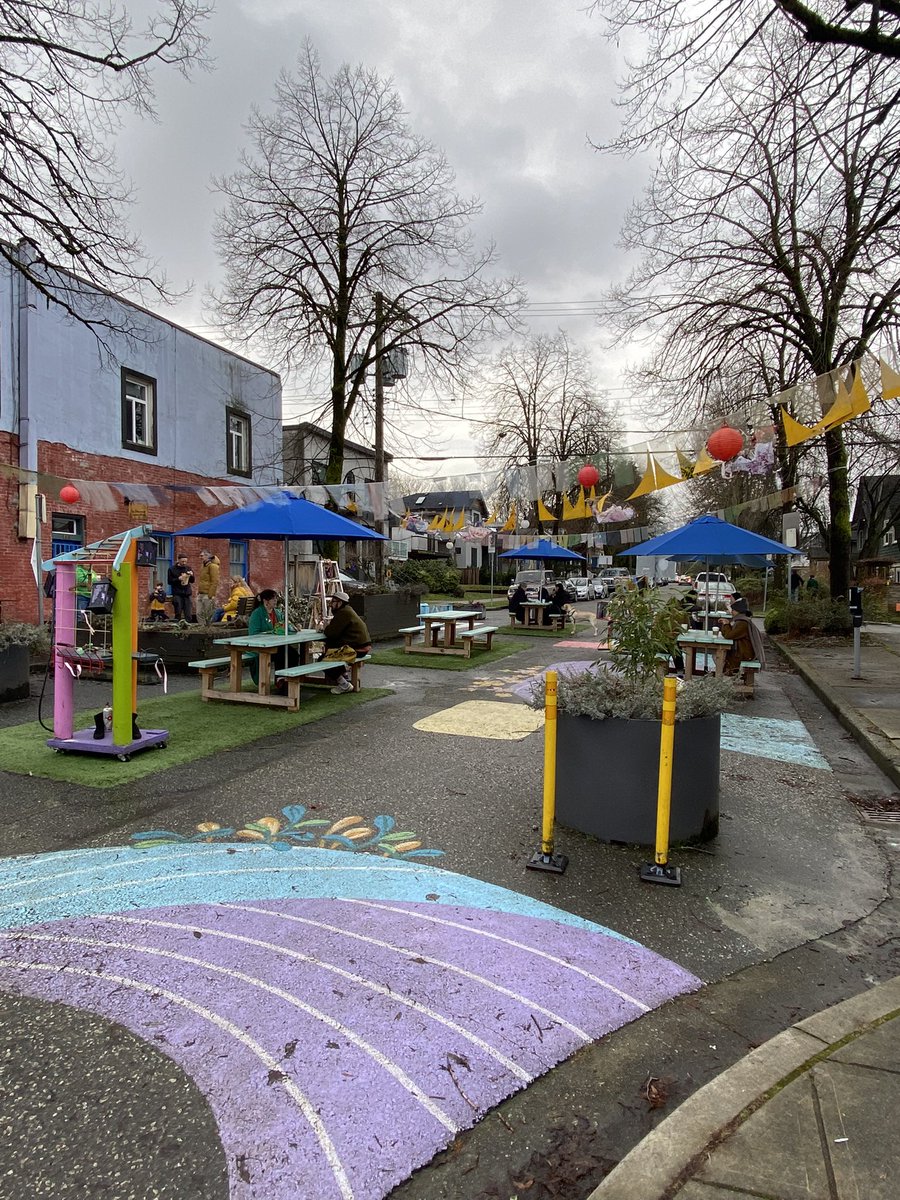 Jessica Banks tweet media