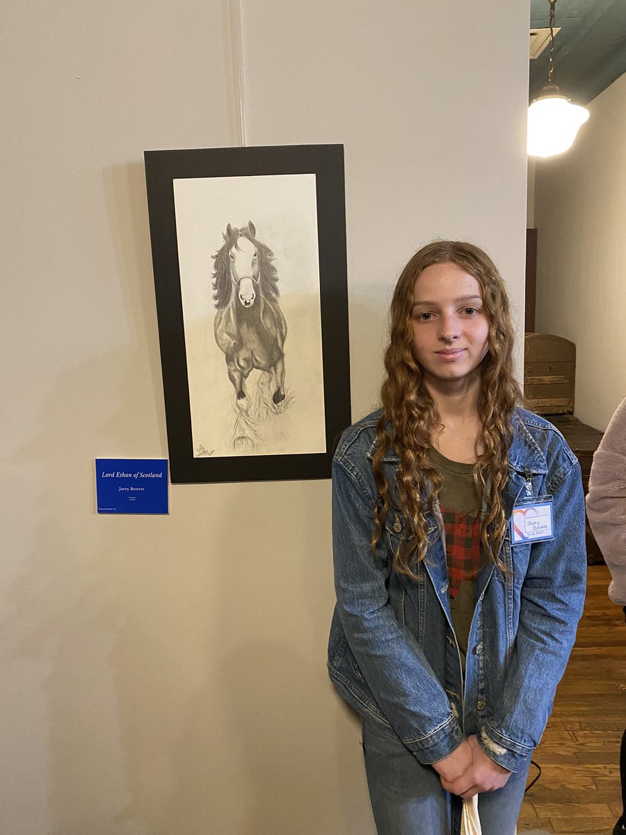dchsart's tweet image. We had a great evening celebrating the student artists participating in Art in the Heart Junior this year! Congrats to our DCHS participants! @DCcougarnation @DicksonHeart @crhmdickson