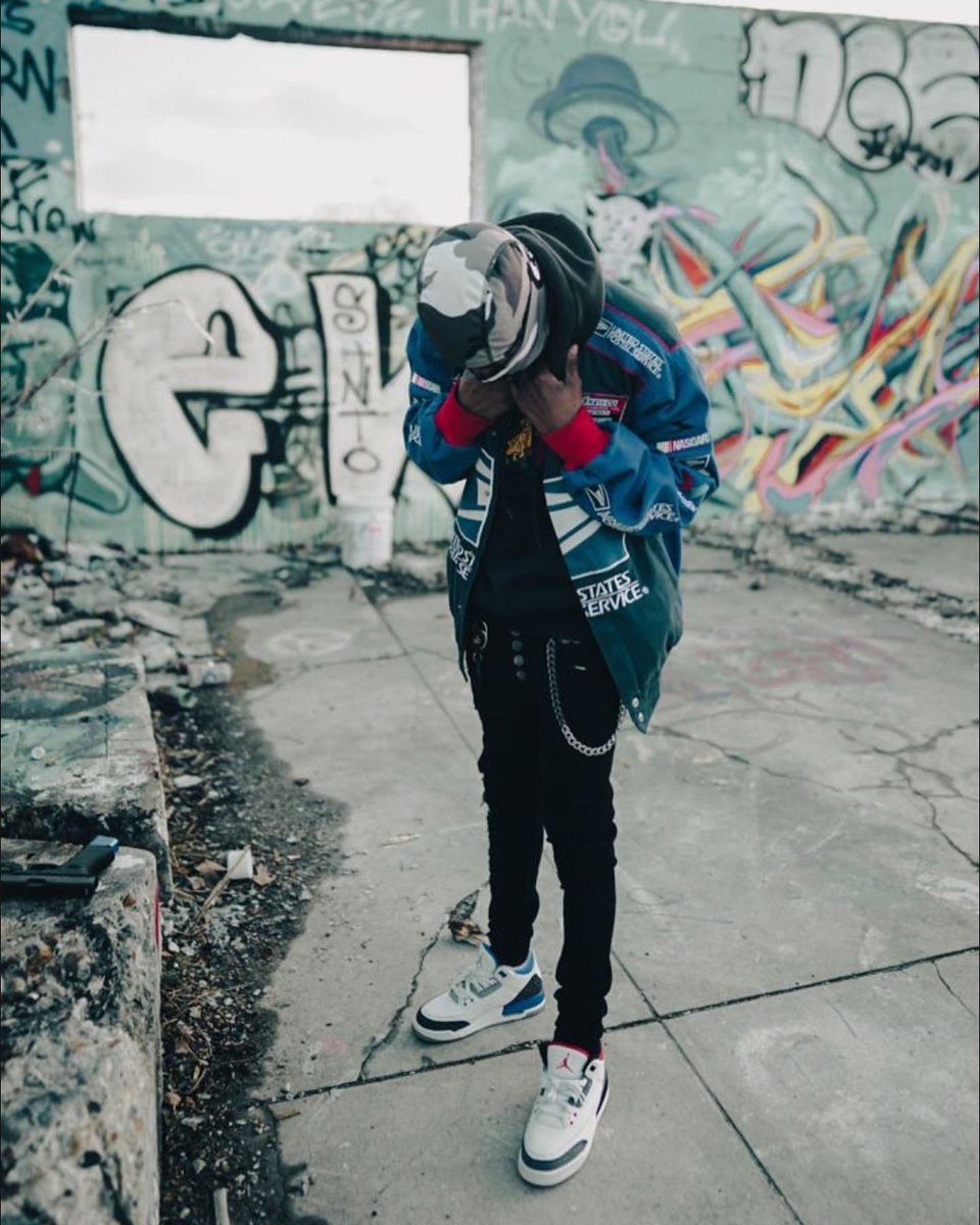 Bankroll_TM's tweet image. Creep Up Get Out I’m In The Hood Wit My Stick Out 💥youn Catch a body⚰️u kicked out🦵🏾