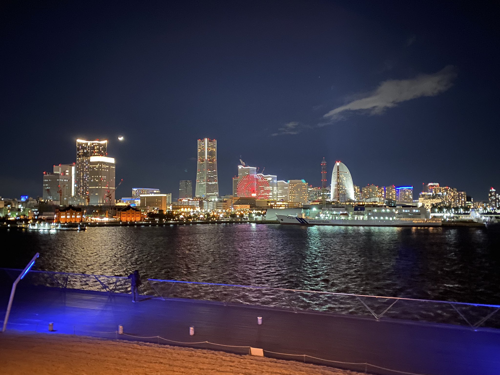 オズ 旅和ブログ 大桟橋からの夜景はマジで綺麗 横浜 夜景 T Co Bk8vf6g0iv Twitter オズ 旅和ブログ 大桟橋からの夜景はマジで綺麗 横浜 夜景 T Co Bk8vf6g0iv Twitter