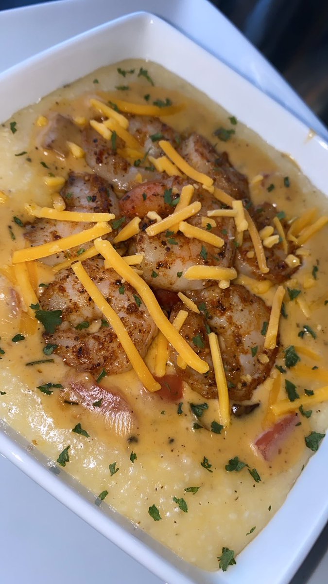 __tyaisha's tweet photo. the private chef experience🤍 follow me on ig for bookings &amp; reels - ty.aisha https://t.co/kk74XsjRF8