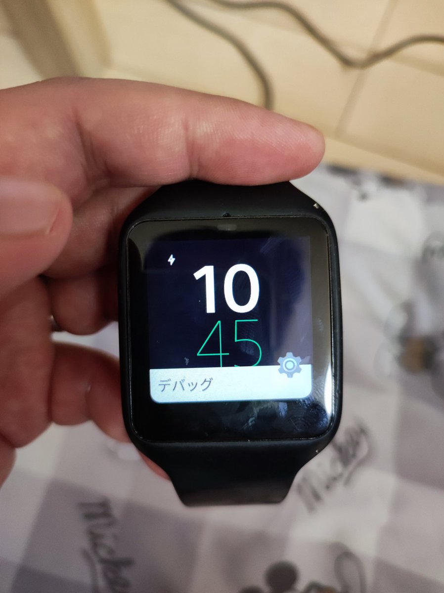 rapisino's tweet image. こんにちは☀️
#SmartWatch3 バッテリーが持たなくなってきた😅
SONYさんwenaじゃなくて、SmartWatch4出しませんか？