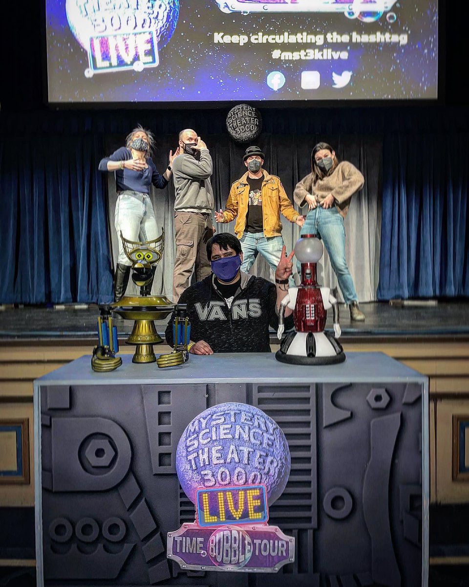2Fafou's tweet image. Finally met some heroes of mine… #MST3K #MST3KLive