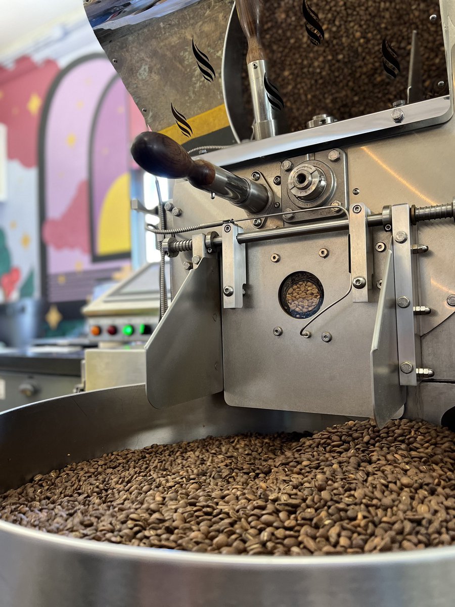 LittleWavesCR's tweet photo. Start a little wave by sharing a little coffee love. 

We ship anywhere. Get them a subscription if you really want them to know. 

https://t.co/pA52xXuloY

 #roasteroftheyear #latinaownedbusiness #coffeeroaster  #specialtycoffee #pourover #roaster #coffee #magic #durham https://t.co/uBlFRKQVKn