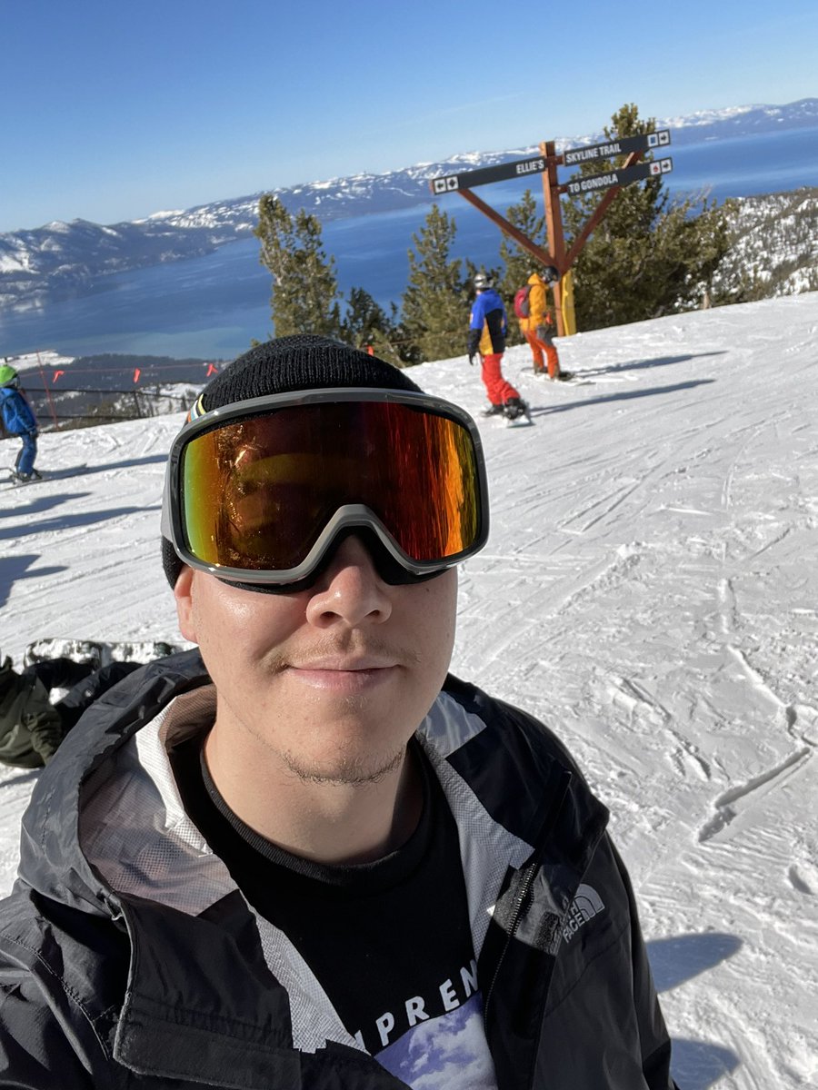 Swisha707's tweet photo. Tahoe 22 https://t.co/OfkrB3NIKB