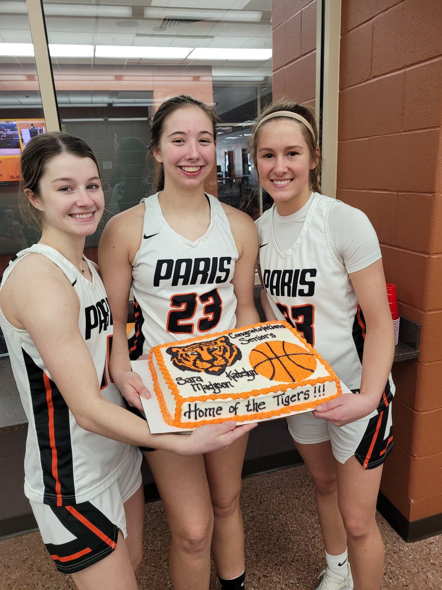 ParisHS_GBB's tweet photo. So happy for these 3! They have spent the last 4 years playing bball for the Tigers with their last one being today. They have brought so much excitement and joy to our fans. What a legacy they have made wearing the 🧡 &amp; 🖤 @mrigdon33 @KatelynLittlet1 @Saramillz23 
⌛🎉❤️🏀🥳 https://t.co/XeXGMsfcdu