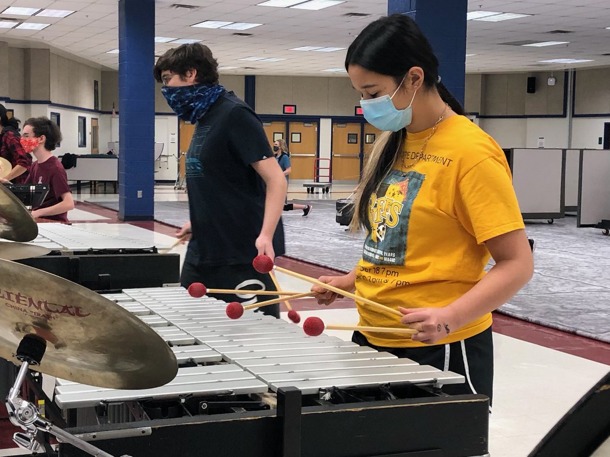 abby_beverly29's tweet photo. Dear Fcps...
pt1 This is me playing vibe and rehearsing the show music for this indoor drumline season. My first ever season doing drumline South County High School is a world class drumline and the only school in the state of virginia to make finals in 2019 at WGI and the fact. https://t.co/VpQCldddeA
