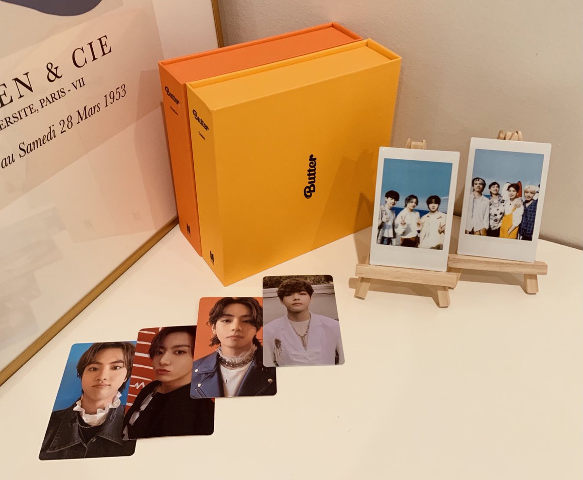 snowflowergifts's tweet photo. ੈ♡˳BUTTER CD SET GA 
—  1 winner | worldwide 

›  rt + comment voting tags

⤷ listen to #BTS_Butter by #BTS @BTS_twt
⤷ unlimited replies (no qrts)

›  ends in 24hrs https://t.co/L6iaJftQtX