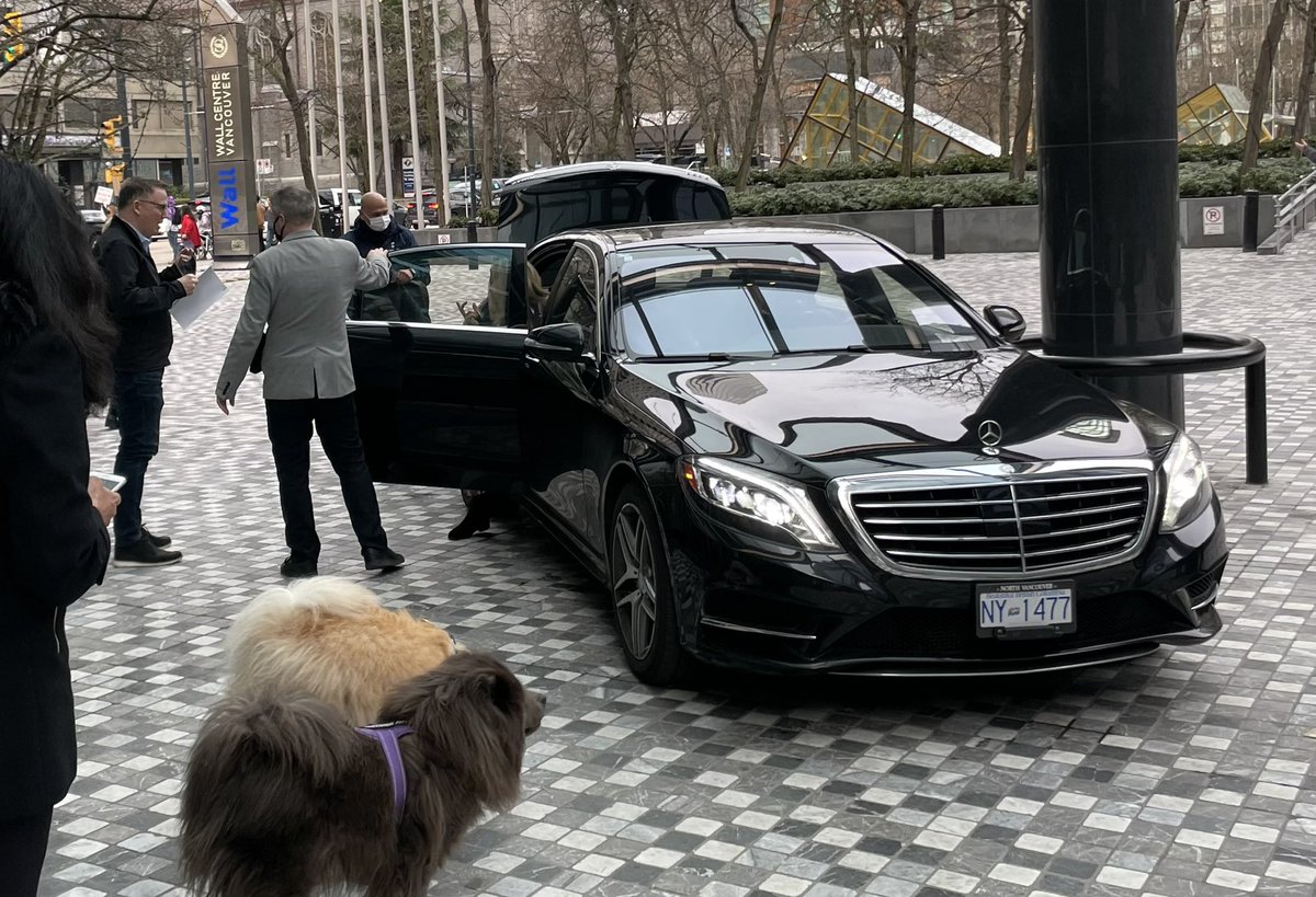 bcliberaIs's tweet photo. BC Liberal Leader @KevinFalcon and a man of the people arriving to his coronation (ft. his chauffeur) @KevinFalcon #bclib22 #bcpoli https://t.co/HbKqcXO6JD