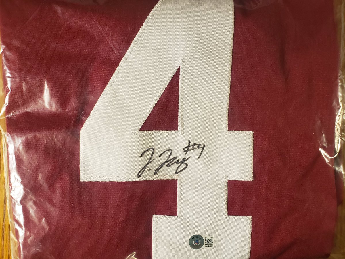 #SmokeBreaks / Mitch Mazur tweet media