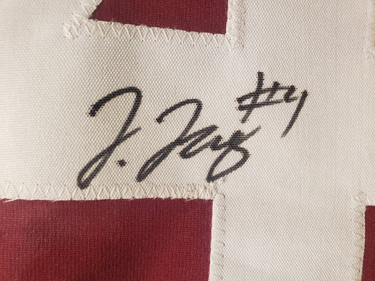 #SmokeBreaks / Mitch Mazur tweet media