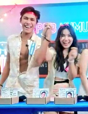 Querylicious's tweet photo. #HamVERger kayo dyan💕
#pbbmichael #pbbseham https://t.co/nVZQ93axxp