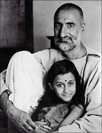 #SouthAsianHistory 
Who knows these two people ?