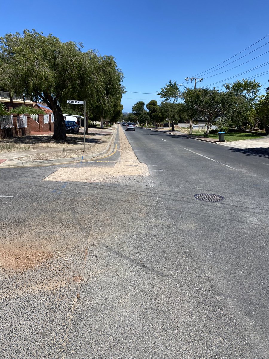 Cream_crackered's tweet photo. So @dpti_sa tell me why the bike lane on Montacute Road is open when it now resembles a trench? No need to close it? Perhaps some warning you are about to ride on very loose gravel might demonstrate being safety conscious. Not good enough really. https://t.co/N8h9bEt3d9