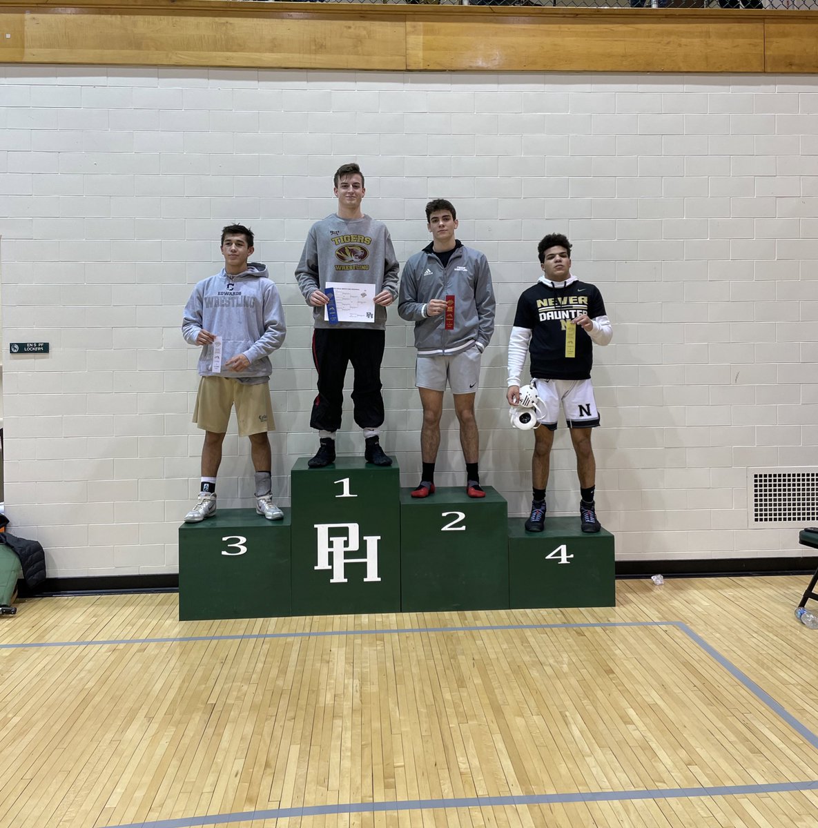 I am beyond proud, congratulations <a href="/MNaselroad/">Max Naselroad</a>  ❤️