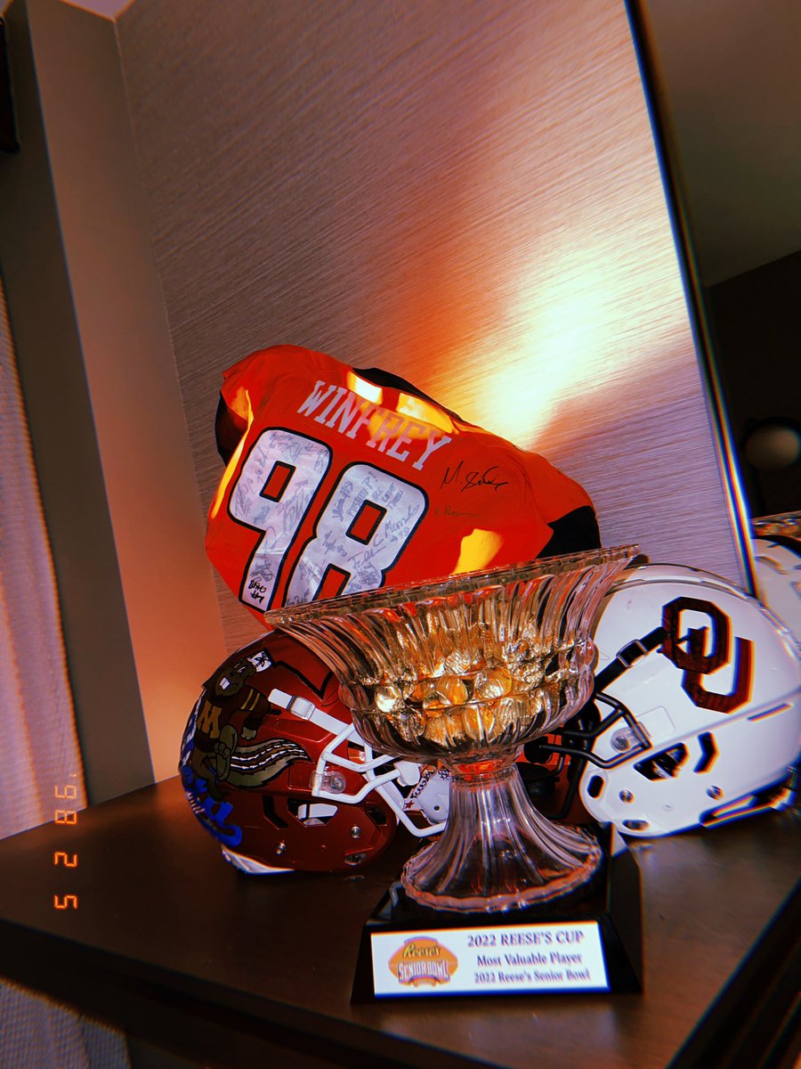 PerrionGSD's tweet photo. I guess u could say it was a GOOD WEEK… #DraftstartsinMobile https://t.co/Waz6Hgui4a