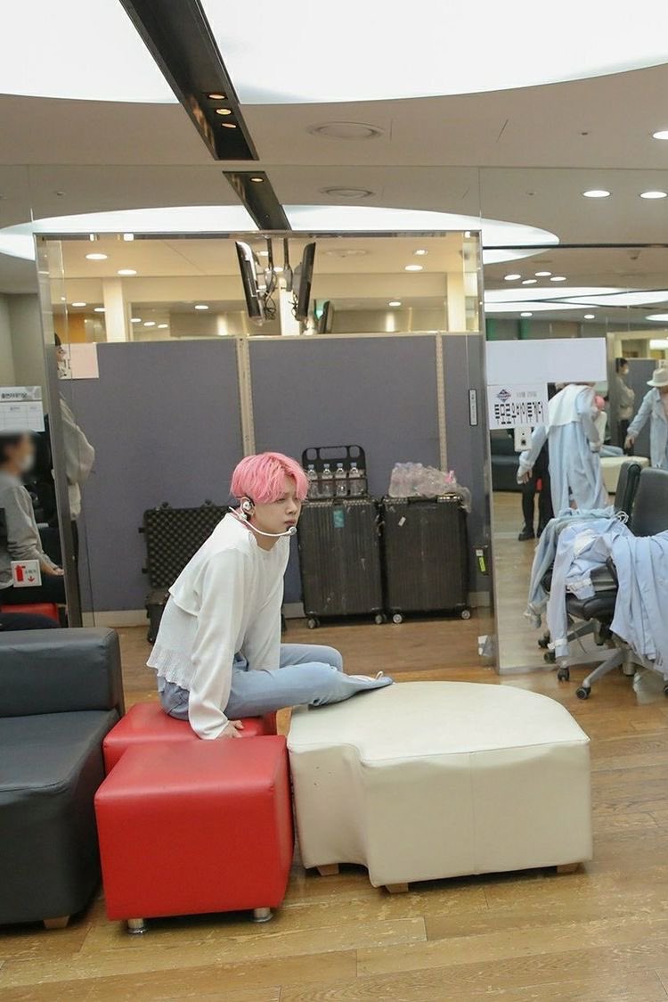 yeonjun love space tweet media
