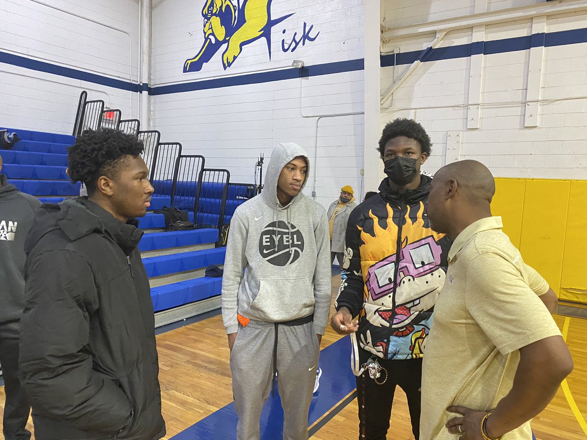 SportsWMG's tweet photo. Not the outcomes that we wanted on the court but some big time recruits were in the #HAJ 2018 TN Mr. 🏀 finalist @jaydenlockett24 @oaklandtnbball star @JetCarrington 2 of @ReedJamon #tmates from @_VikingsBball #JSword and #MikeJohnson also @EastNashvilleBB star @crossover2324 https://t.co/GM8N74j49O