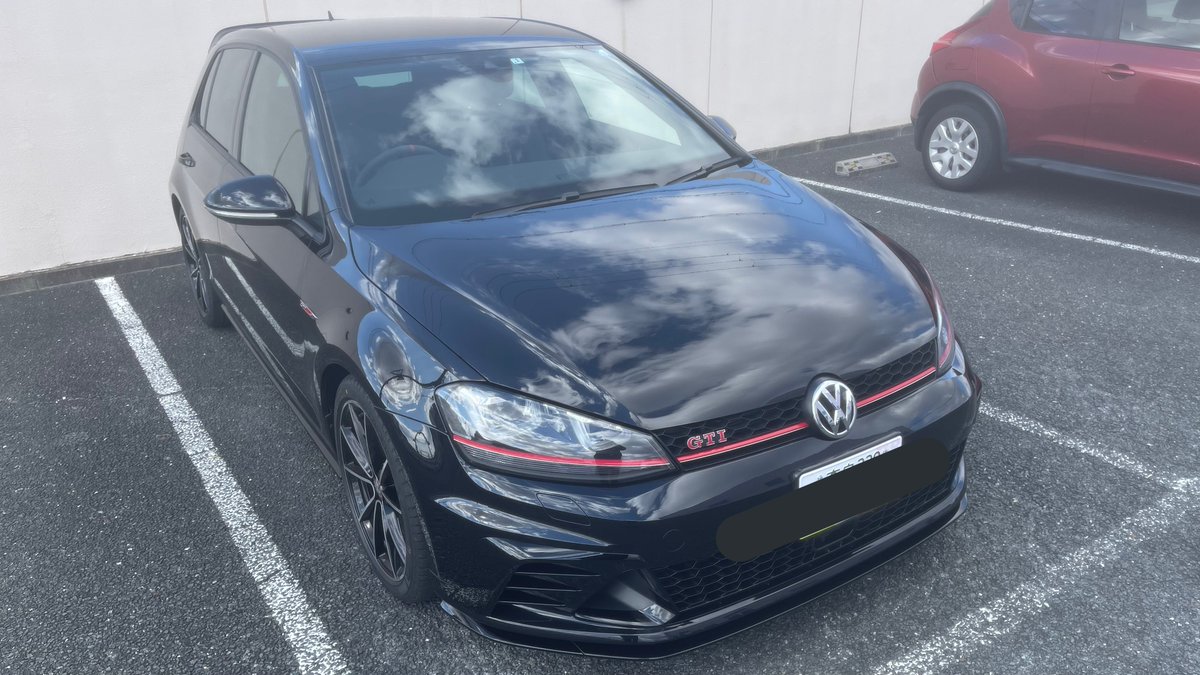 kinoko_7715's tweet photo. 納車した！

ゴルフGTIクラブスポーツストリートエディション(長い)

GR86買うつもりが運命的な出会いで一目惚れしてしまった…

限定車みたいなので同じの乗ってる人と出会えたらいいな~

#車好きと繋がりたい https://t.co/lZynqyLpJh